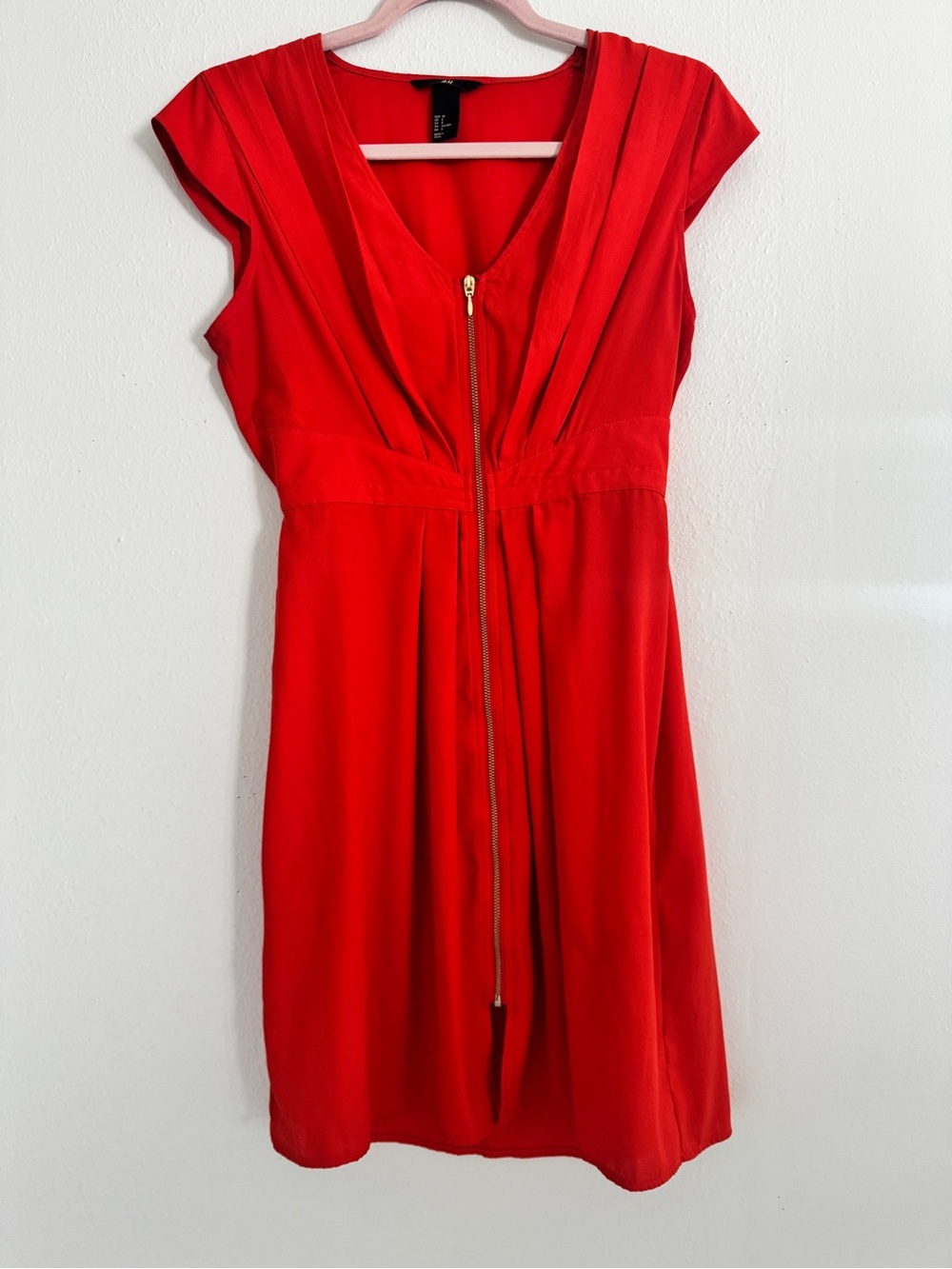 H&M Vibrant Red Pleated Front Zip-Up Dress, Size 8 M